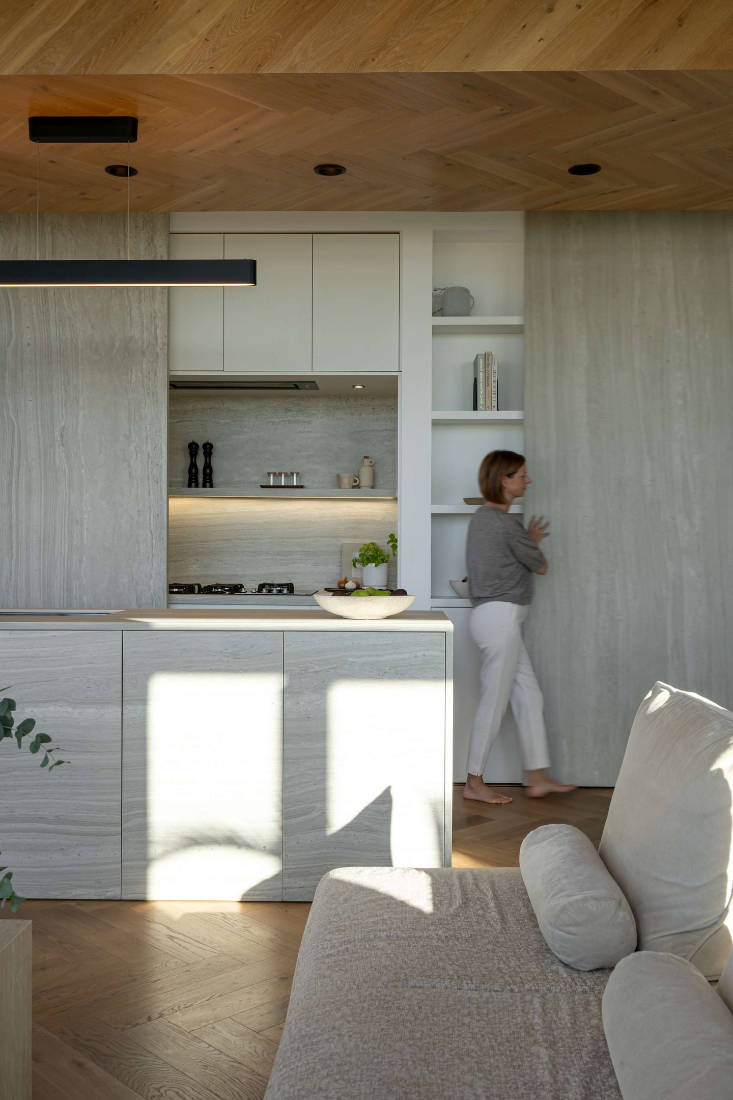 Refer. Reward. Repeat.

Bring your friends into the Nordic Homeworx family! When they install Kährs flooring, you’ll earn AED 4,000 credit towards new wood or LVT flooring, or to maintain the stunning floors you already love.

Tag a friend who’s planning to renovate soon!

Design: @melissa.charlier.interiors
Floor (and ceiling!): Herringbone Oak CC Dim White