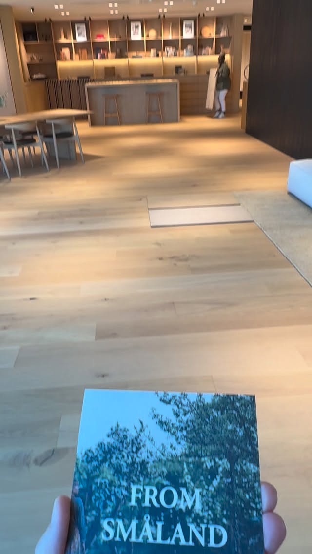 Metreen setting the stage for our first client this morning. 

We are open until 17:30 today, and 10:00-16:00 on Monday. 

Pop in or book your appointment online, link in bio.